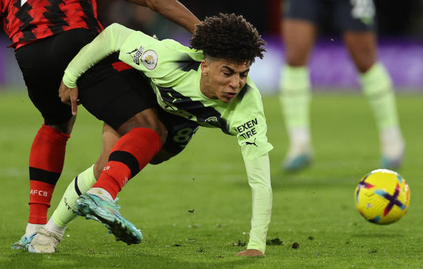 束手无策 束手无策