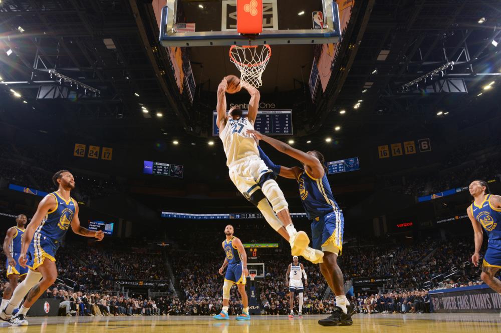 随着赛季的 随着赛季的